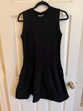 Women’s Black Sleeveless Drop-Waist Dress